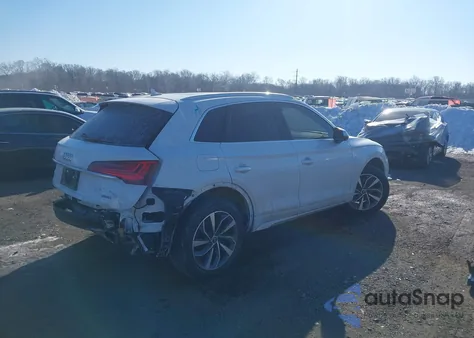 2021 Audi Q5 Premium Plus 45 Tfsi Quattro S Tronic z USA, uszkodzony, nr VIN WA1BAAFY6M2117837